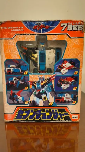 Takara robô seven changer da série "The Brave fighter of legend"