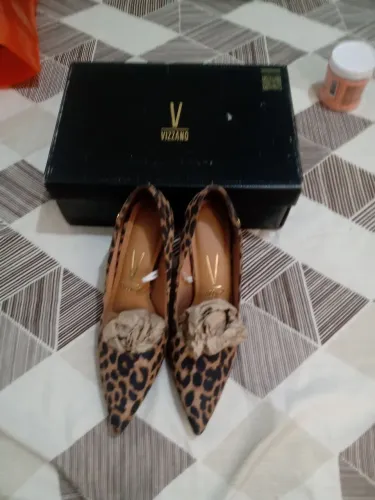 Sapato semi novo 