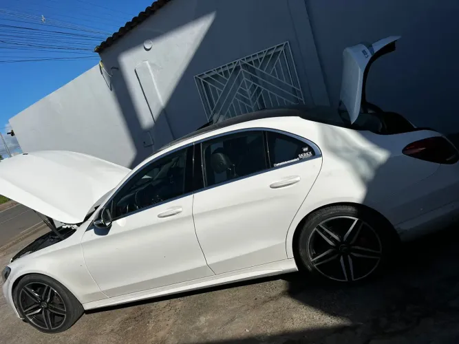 Mercedes-Benz C-200 Avantgarde 2.0 TB 16V 184cv Aut. 2015