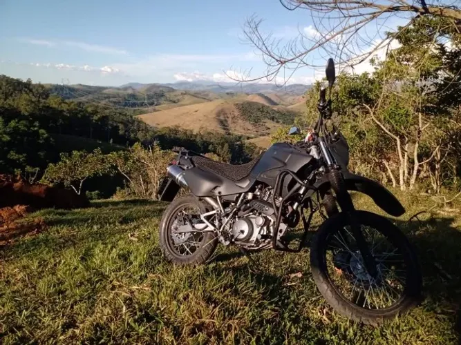 MOTO XT600E LINDA! 3 DONO. RARIDADE. TABELA FIPE. ACEITO PROPOSTA.