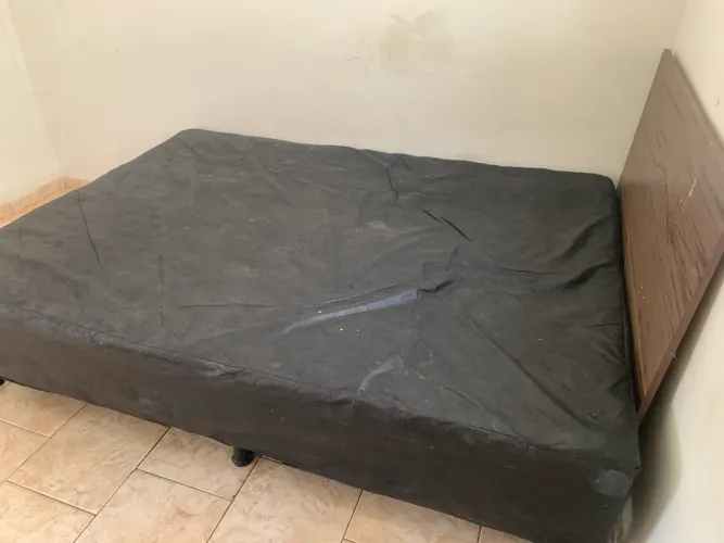 Cama box casal usada