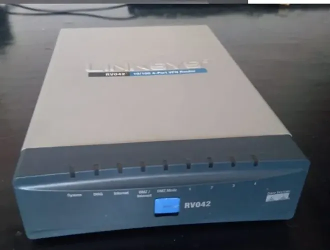 Roteador Linksys Cisco Rv042 10/100 2 Portas Wan