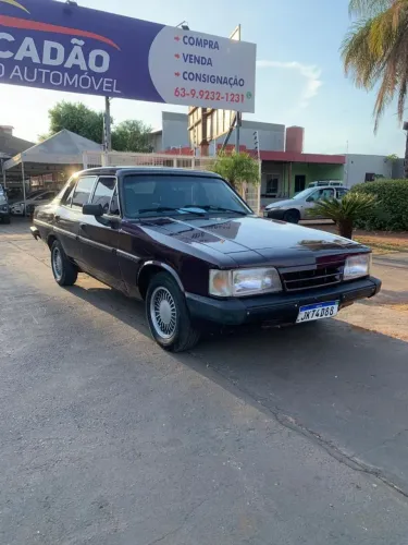 Comodoro SL/E 1990 inteiro