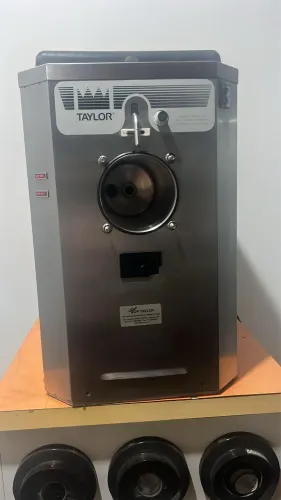 MÁQUINA DE AÇAÍ, MILK SHAKE, FROZEN, SORVETE - TAYLOR 430