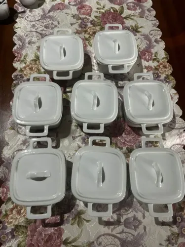 Mini caçarolas brancas