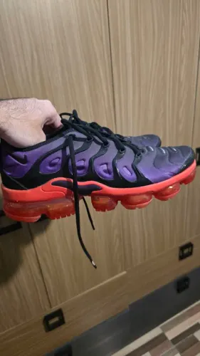Tênis Nike Air VaporMax Plus tamanho 41 - Roxo