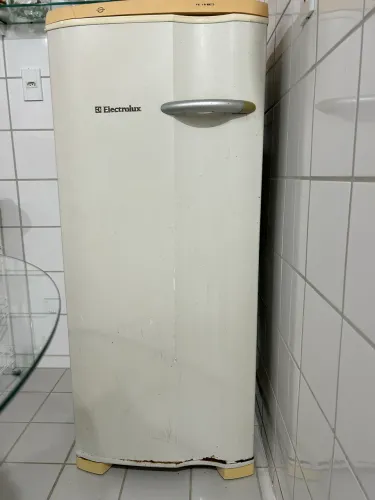 FREEZER VERTICAL 5 GAVETAS