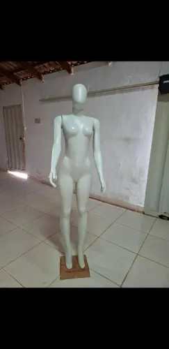 Mannequin Feminino para Vitrine