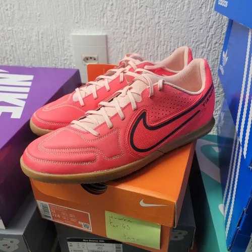 Chuteiras Nike Futsal - Tamanho 44