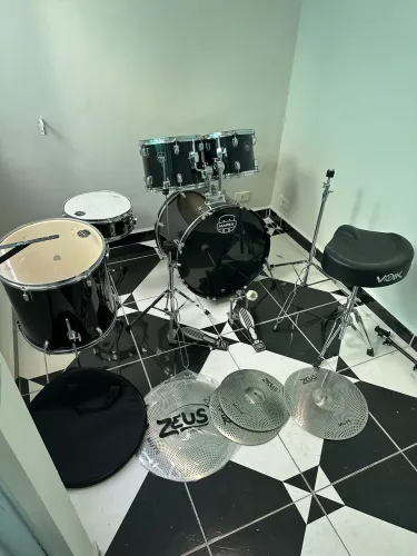 Bateria MAPEX PRODIGY completa ou só a bateria com estantes  LEIA O ANÚNCIO 