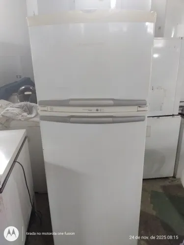 REFRIGERADOR BRASTEMP FROST FREE 220V
