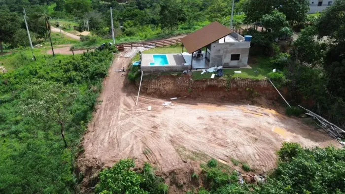 Chácara para Venda em Anápolis, Vila Santa Isabel, 2 dormitórios, 1 suíte, 2 banheiros, 5 