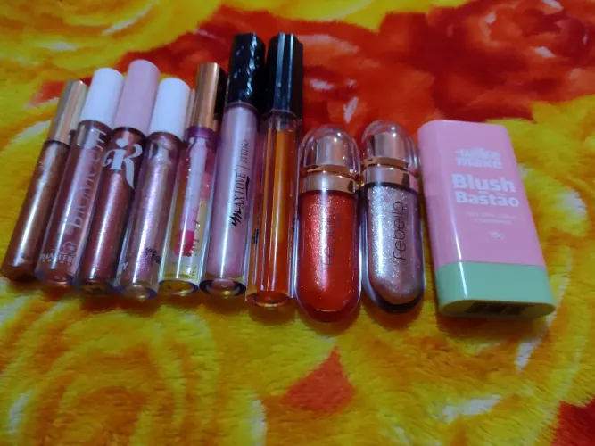 Glós maravilhoso, 15 reais cada 