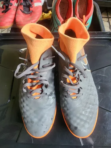 Chuteira magista obra 2 academy