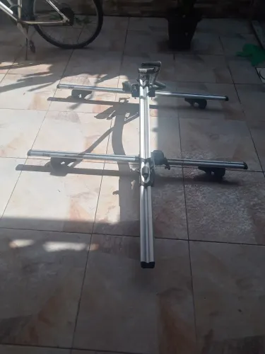 Rack de teto para bicicleta Thule