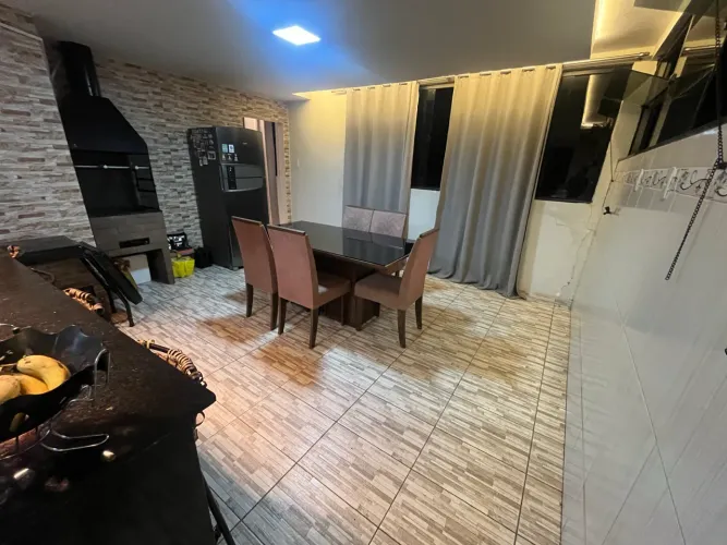 Mesa de jantar 6 lugares