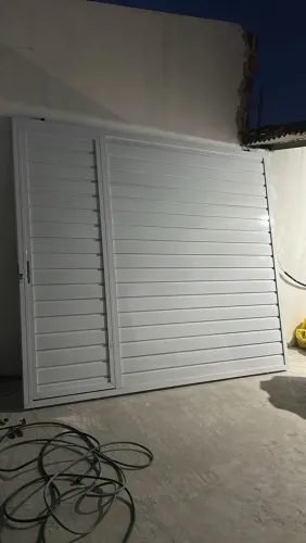 Vendo portão de alumínio