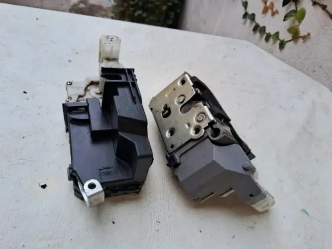 Fechaduras de porta ecosporte , fiesta original ford zap. 98687.7951