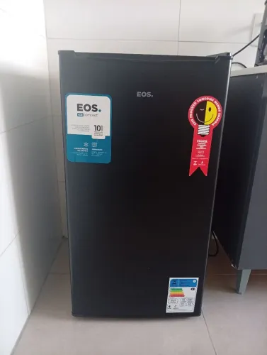 Frigobar EOS 93L