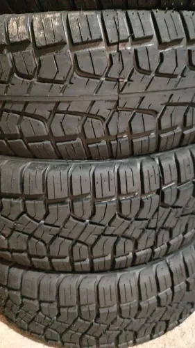 Pneu Remold 205/60/15 ATR ou 205/60/16 ATR só R$200,00 cada!