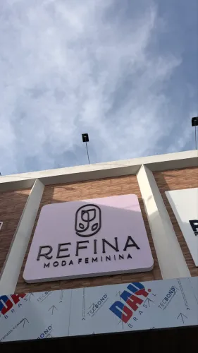 ESTRUTURA DE LOJA À VENDA