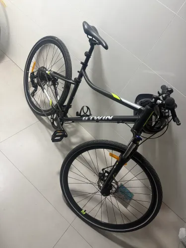 Bicicleta B?TWIN Riverside 700C Freio a Disco - Excelente Estado