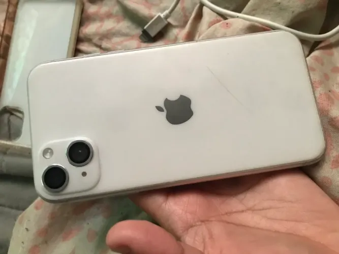 Iphone xr na traseira do 13