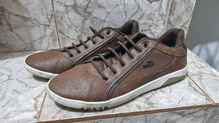 Sapatenis Lacoste - Tamanho 42
