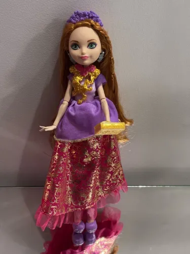 Boneca Ever After High Holly OHair Princesa Poderosa Mattel Original Completa Rara