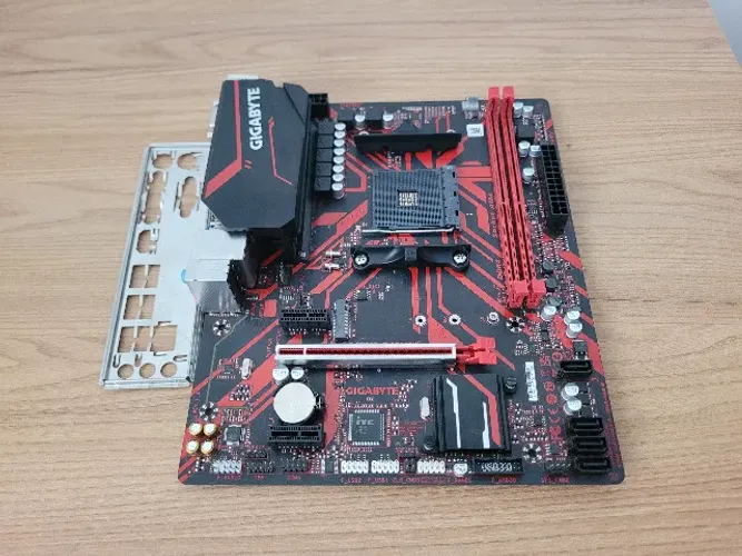 Placa mãe AM4 com suporte toda linha Ryzen até quinta geração para dar aquele up no seu PC