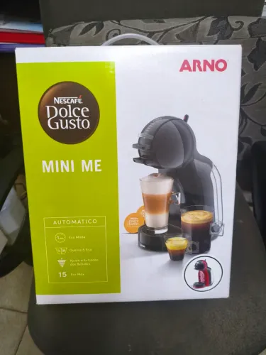 Cafeteira Dolce Gusto + usadas poucas vezes 