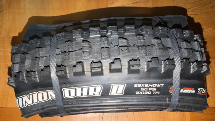 Pneu Maxxis Minion DHR II 29 x 2.40 WT 3C MaxxTerra DD 120 TPI