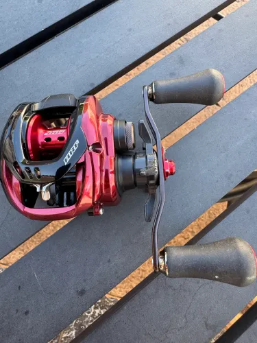 Carretilha  Daiwa HRF
