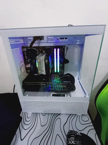 ? Pc gamer COMPLETO ?