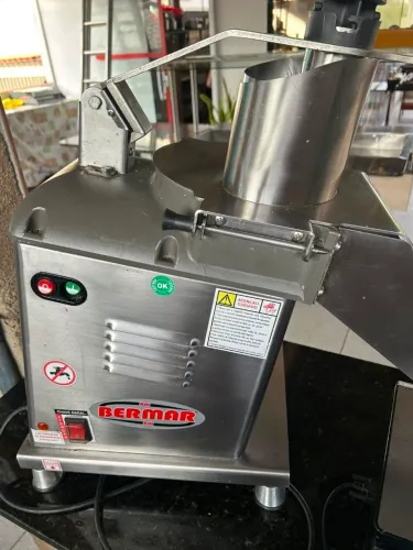 VENDO PROCESSADOR DE ALIMENTOS