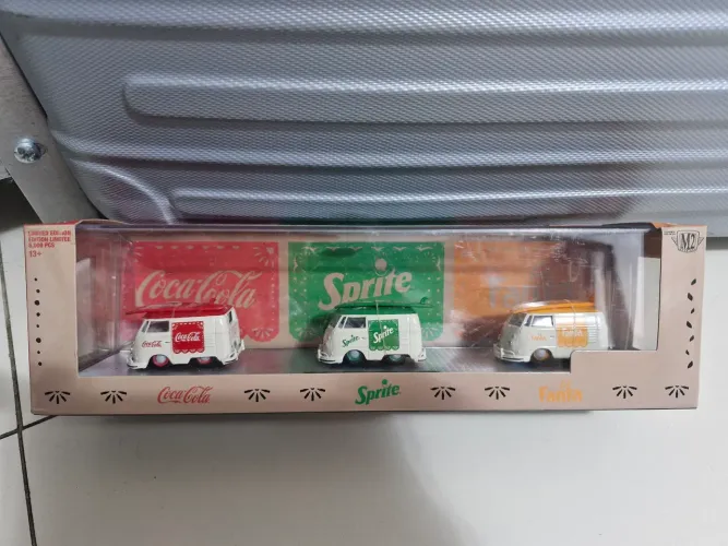 M2 MACHINES 1960 VW DELIVERY VAN - COCA-COLA / SPRITE / FANTA