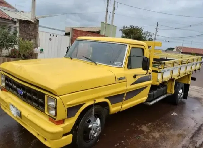 Ford F-4000 1977