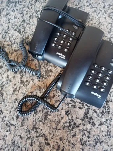 2 telefones fixo