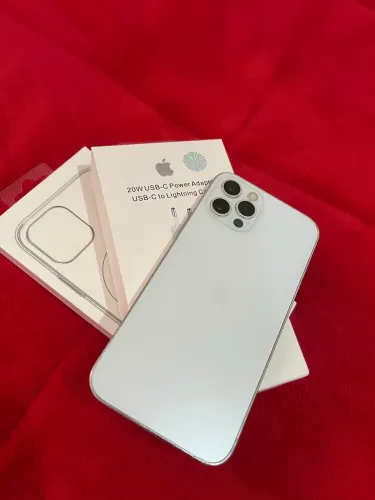 iPhone 12 Pro branco