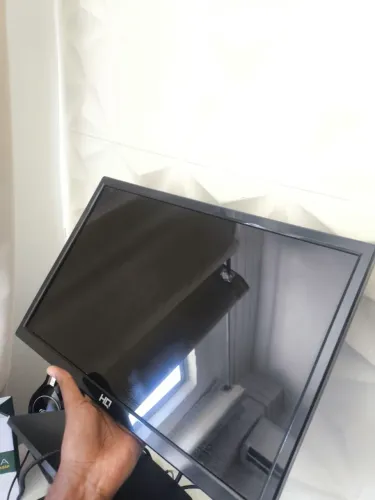 Monitor HQ semi novo