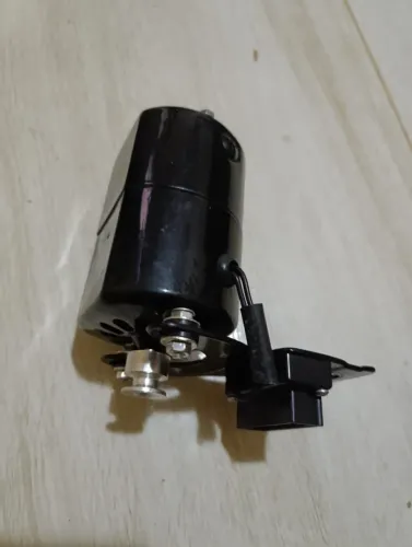 Motor para máquina de costurar