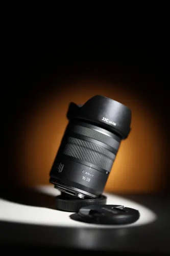 Lente Canon 16-28 mm 2.8 RF IS STM