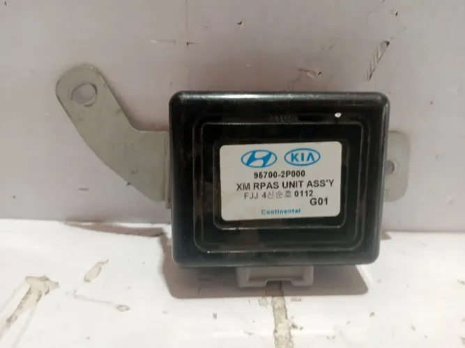 Modulo Sensor Estacionamento Kia Sorento 2011 957002p00 Preto