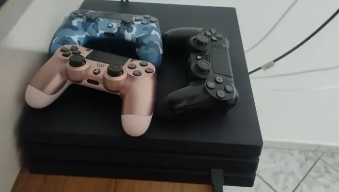 PS4 PRO 4K NATIVO 1TB DE HD