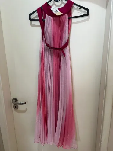Vestido para festa - Rosa
