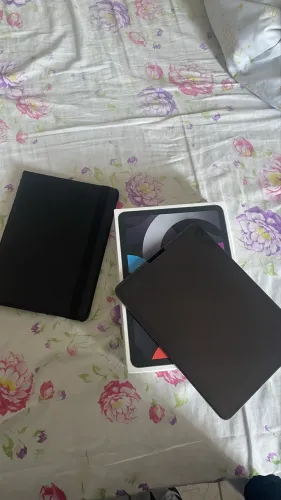iPad Air 4 64GB Wi-Fi - Excelente Estado + Kit Completo