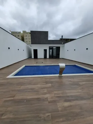 Imóvel para aluguel com 160 metros quadrados com 3 quartos em Vila Mogilar - Mogi das Cruz