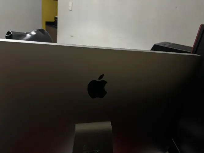 Monitor Apple Cinema 27 polegadas