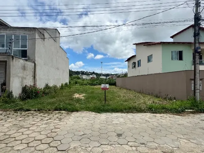 Lote 100% plano com 276m² e excelente localização em Maria das Graças - Colatina/ES