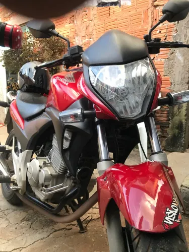  CB300r - 2011 (SOMENTE para VENDA)